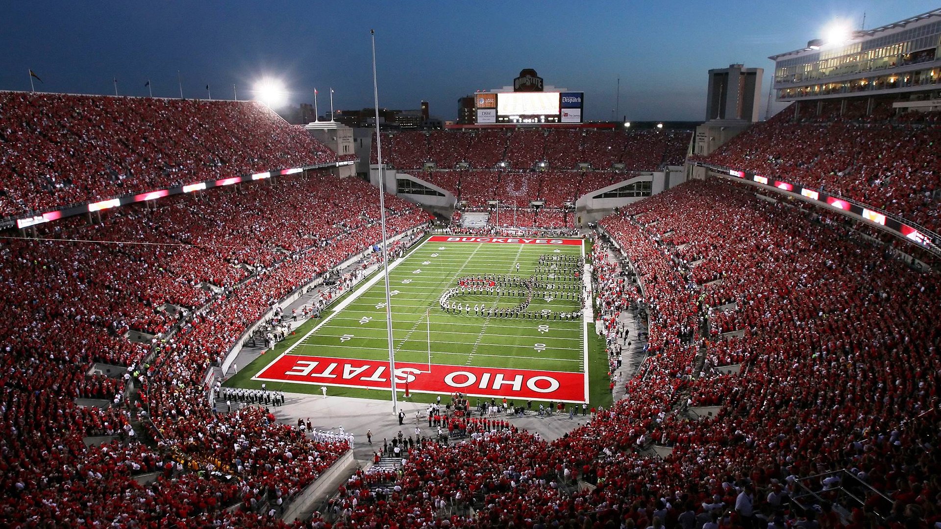 _悬念迭起：比赛进入白热化，冠军悬而未决_，比赛悬念是什么意思