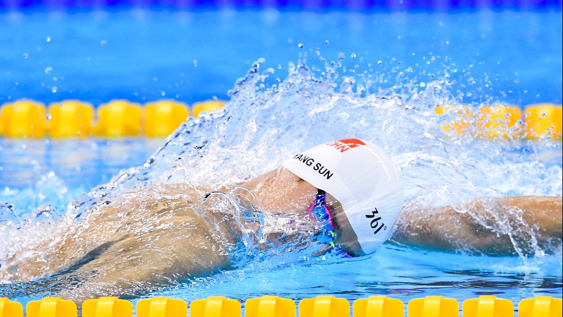 _高空拱桥跳：刺激感官的极限运动_，拱桥一般多高